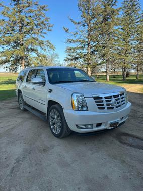 2011 Cadillac Escalade ESV Premium