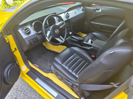 Yellow 2005 Ford Mustang GT