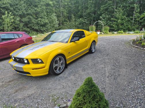 Yellow 2005 Ford Mustang GT
