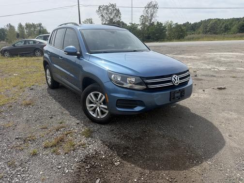 Blue 2017 Volkswagen Tiguan Limited 2.0T