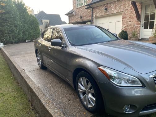 2011 INFINITI M37 Base