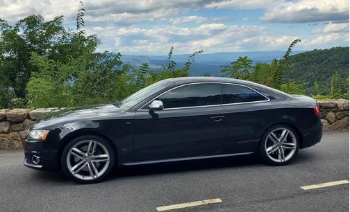 Black 2010 Audi S5 4.2 Premium Plus