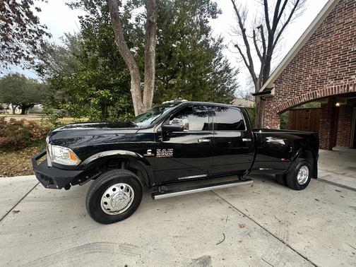 2018 RAM 3500 Laramie