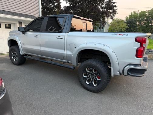 Gray 2019 Chevrolet Silverado 1500 RST