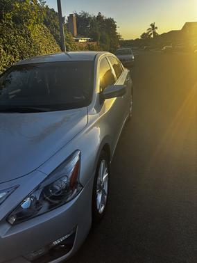 Gray 2015 Nissan Altima 2.5 SV