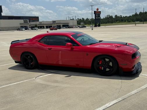 2015 Dodge Challenger SRT Hellcat
