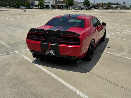2015 Dodge Challenger SRT Hellcat