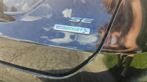 Black 2014 Ford Fusion SE