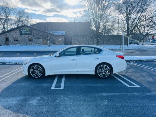 2017 INFINITI Q50 3.0T Premium