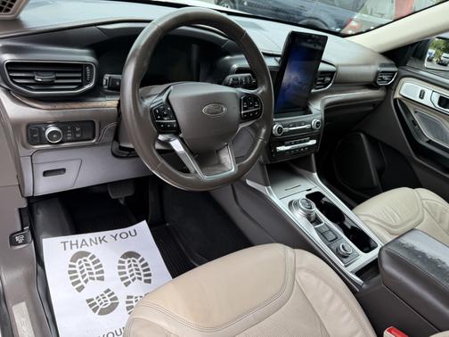 2020 Ford Explorer Platinum