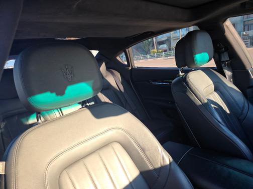 Black 2016 Maserati Quattroporte S