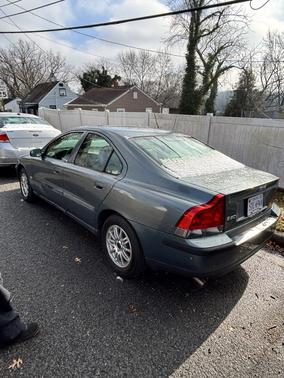 2004 Volvo S60 2.4