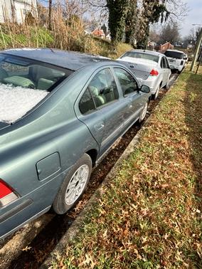 2004 Volvo S60 2.4