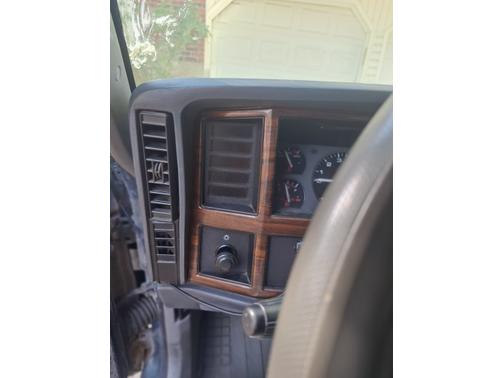 Green 1996 Jeep Cherokee Country