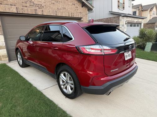 Red 2020 Ford Edge SEL