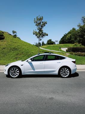 2019 Tesla Model 3 Standard Range Plus