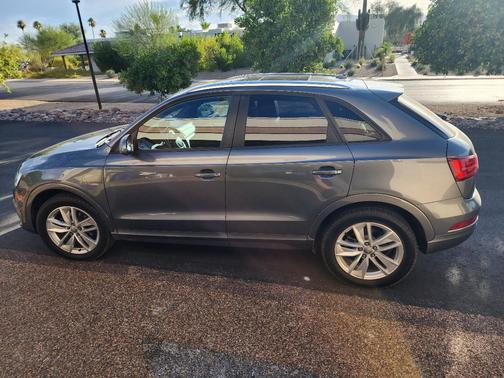 Gray 2017 Audi Q3 2.0T Premium
