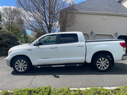 2013 Toyota Tundra Platinum