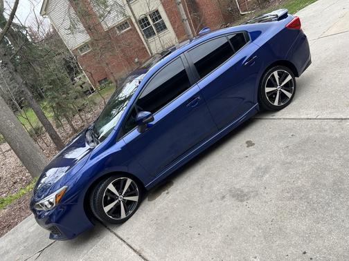 2017 Subaru Impreza 2.0i Sport