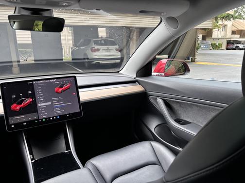 2020 Tesla Model 3 Standard Range Plus