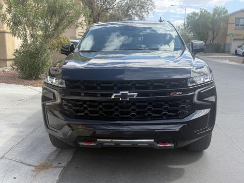 Black 2023 Chevrolet Suburban Z71