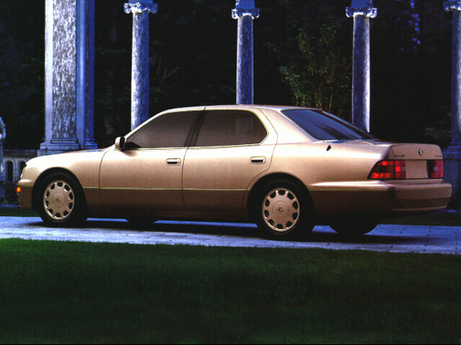 Lexus LS 400