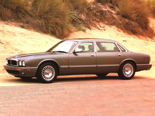 Jaguar XJ12