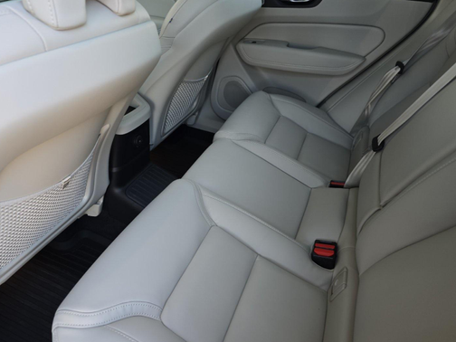 Volvo XC60 Plug-In Hybrid