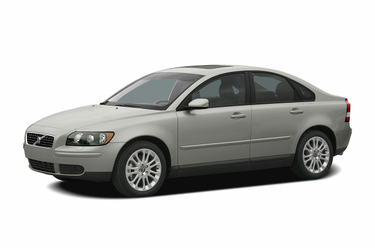 side view of 2005 S40 Volvo