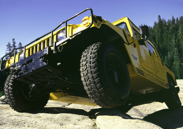 side view of 2002 H1 Hummer