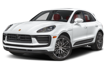side view of 2024 Macan Porsche