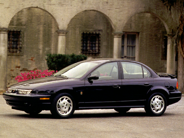 side view of 1997 SL Saturn