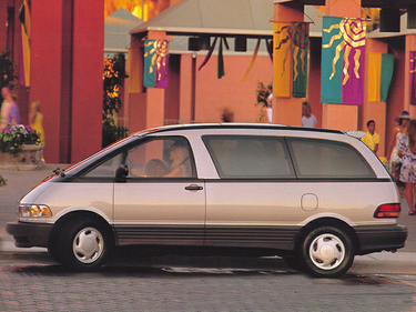 side view of 1994 Previa Toyota