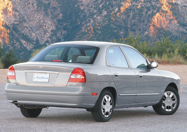 side view of 2002 Nubira Daewoo