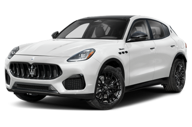 side view of 2025 Grecale Maserati
