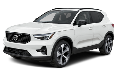 side view of 2026 XC40 Volvo