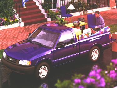 side view of 1997 Hombre Isuzu