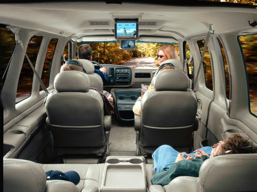 side view of 2002 Express 2500 Chevrolet