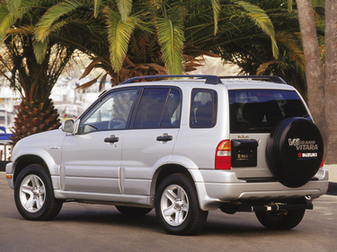 side view of 2002 Grand Vitara Suzuki