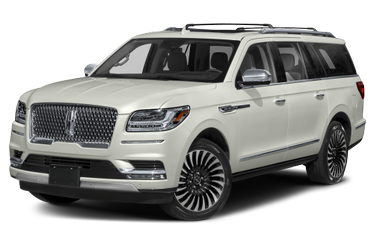 side view of 2019 Navigator L Lincoln