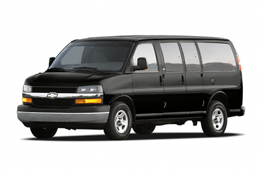 side view of 2004 Express 2500 Chevrolet