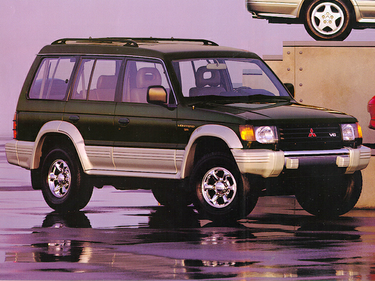 side view of 1995 Montero Mitsubishi