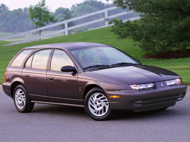 side view of 1999 SW Saturn