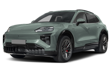 side view of 2026 Cayenne Porsche