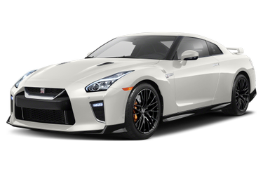 side view of 2020 GT-R Nissan