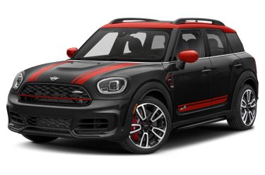 side view of 2023 Countryman MINI