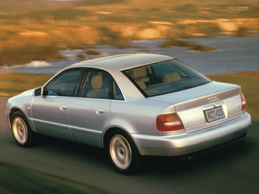 side view of 2000 A4 Audi