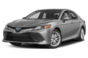 side view of 2018 Camry Hybrid Toyota