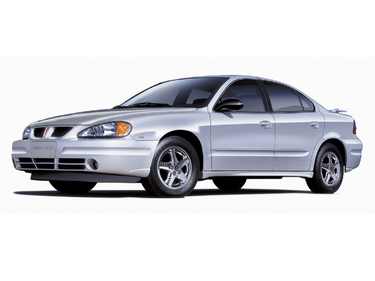 side view of 2005 Grand Am Pontiac