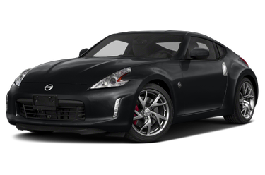 side view of 2015 370Z Nissan